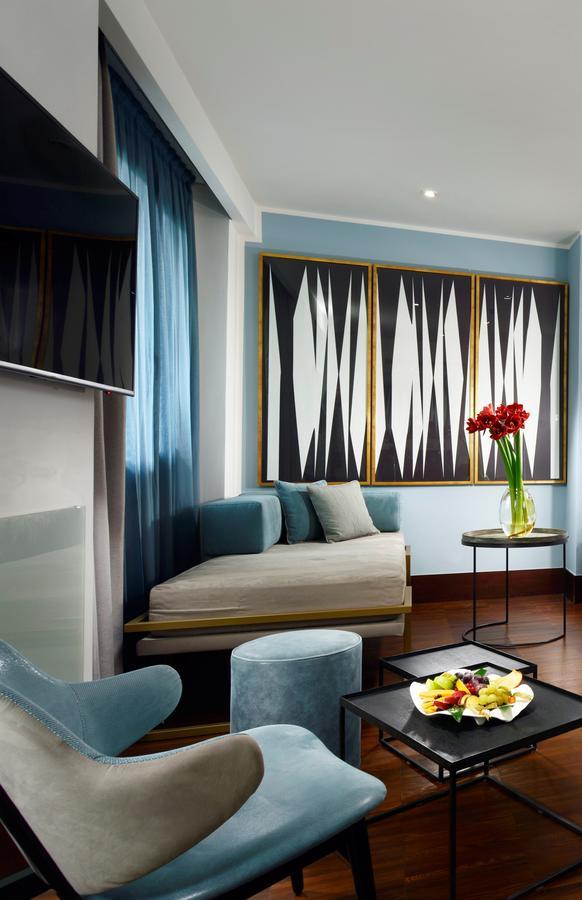 Pulitzer Hotel